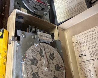 Electromechanical time switch