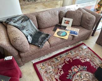 Sofa, Records