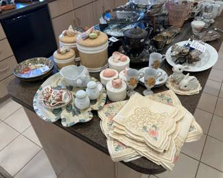 Placemats, Rose Medallion Style Bowl, Fitz and Floyd Shell Canister