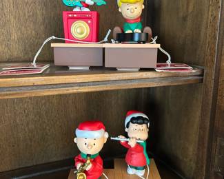 Charlie Brown Figurines Set