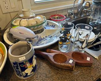 Looney Tunes Glasses