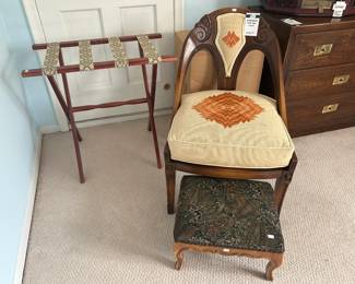 Luggage Rack, Embroidered Cane - Seat