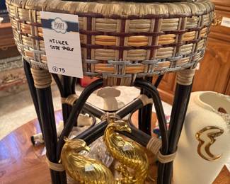 Wicker Sider Table 
