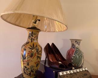 Decorative Lamp, Women's Handbags 