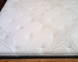 Beautyrest Recharge Signature Select Queen Mattress