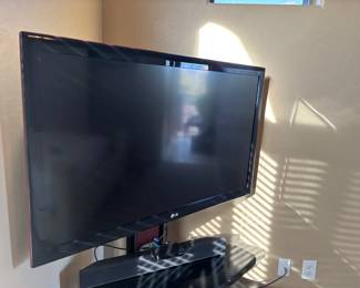 LG 47 Tv W Soundbar