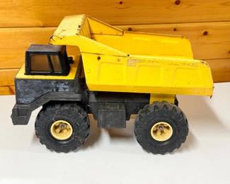 19 VintageTonkaDumpTruck
