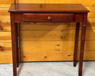 129 SmallWoodenSideTablewDrawer