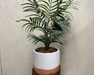 139 ArtificialPlantwStand