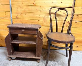144 VintageWoodenSideTableChair