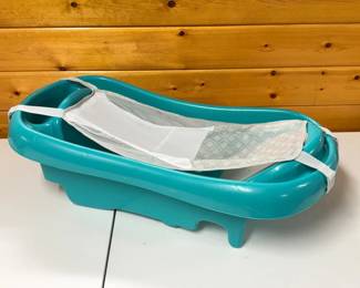 77 TheFirstYearsSureComfortToddlerTub