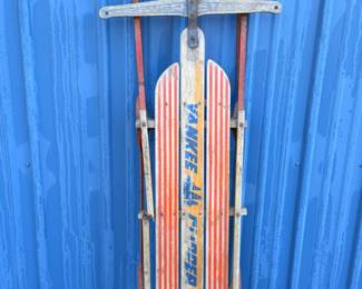 35 VintageYankeeClipperSnowSled