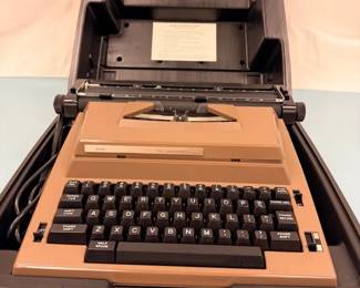 Sears The Graduate Electric Typewriter