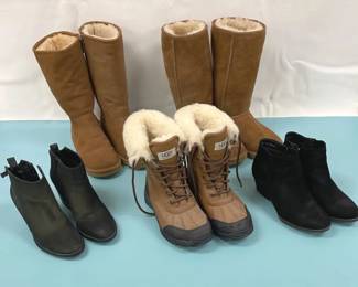 Boots With The Fur Uggs And Waterproof Blondos