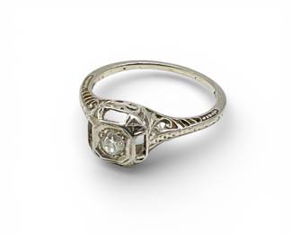 Art Deco 18k Ring w/Diamond