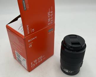 Sony E-Mount 18-135mm f3.5-5.6 OSS Lens