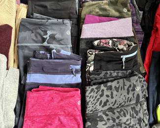 LULULEMON WOMANS CLOTHING AND ATLETIC WARE