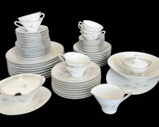 Hutschenreuther Caribe Porcelain China Set