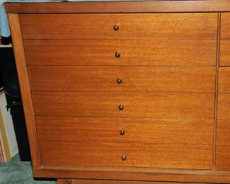  DUX SWEDISH TEAK CHEST OF DRAWERS C. 1960'S