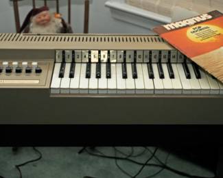 Magnus De Luxe Electric Cord Organ