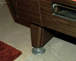 COIN OPERATED POOL TABLE IN BASEMENT [YOU MOVE]