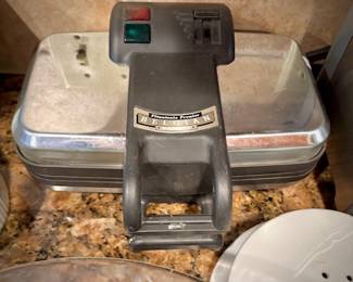 Vitantonio Premier Belgian waffle maker