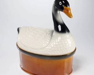 vintage SECLA Portugal pottery ceramic lidded casserole dish designed in the shape of a Canada goose.