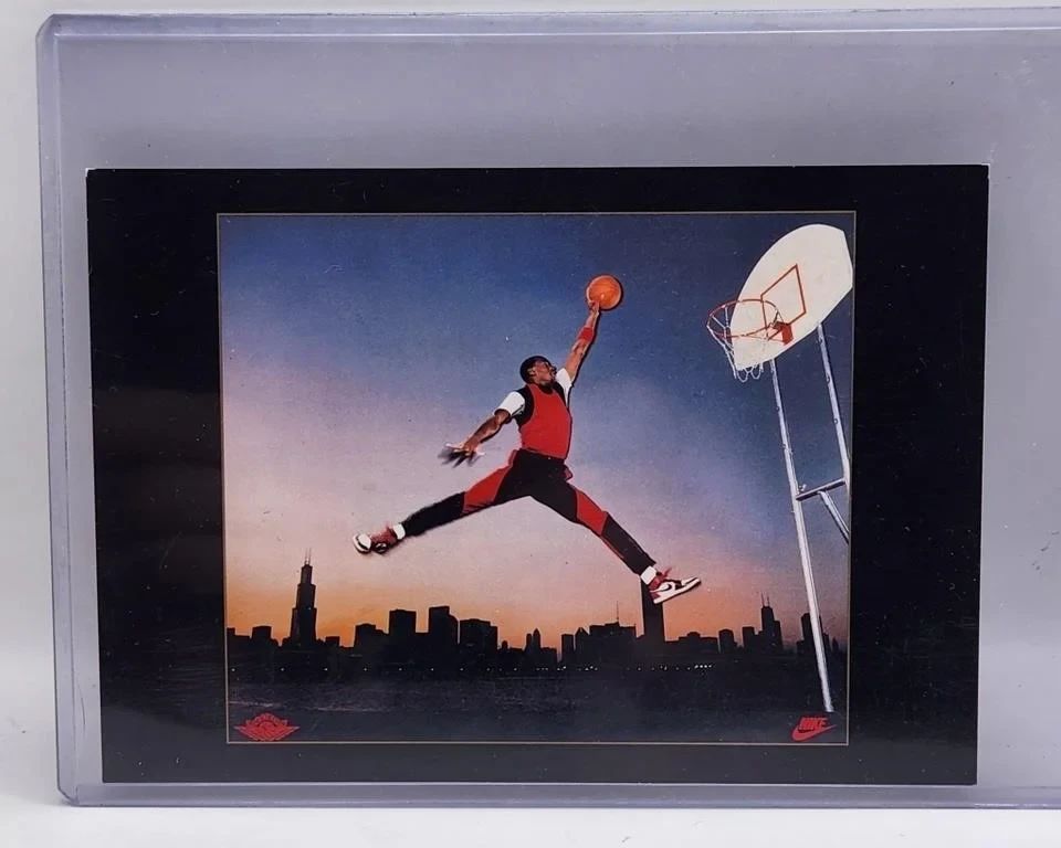 MICHAEL JORDAN NIKE JUMPMAN