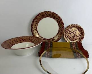 Ceramica JR Italy Fiori Dinnerware with Glass Charger and Textile Table Runner Accent