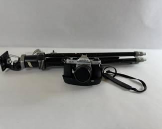 Asahi Pentax KM 35mm Film Camera w SMC Pentax 55mm f 1.8 Lens StarD Tripod