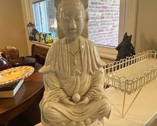 Blanc de Chine Porcelain Figure of Guanyin