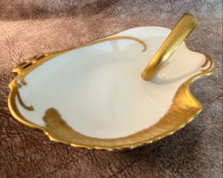 Porcelain Leaf Trinket Dish with Gilt Rim and Handle