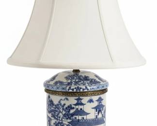 Blue and White Chinoiserie Ginger Jar Table Lamp