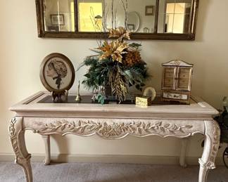Vintage French Provincial Style Carved Console Table with Mirror