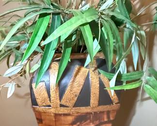 Decorative Urn with Geometric Accents and Faux Bamboo