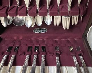 Oneida Community "South Seas" Silverplate Flatware Set