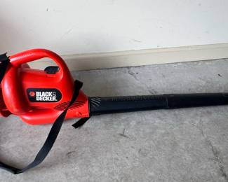 Black & Decker Corded Electric Leaf Blower or Vacuum
