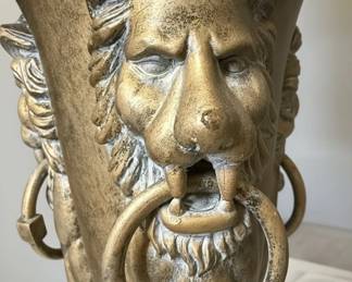 Fluted Urn Table Lamp with Lion Head Accents Details