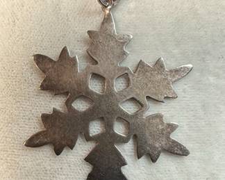 Sterling Silver Snowflake Pendant NF 925
