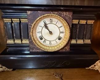 Waterbury Clock Co. "Lion Head" Mantel Clock