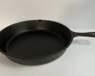 Lodge Manufacturing Company  Vintage #8 Cast Iron Skillet With Heat Ring