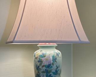 Vintage Chinoiserie Ginger Jar Table Lamp with Floral Motif