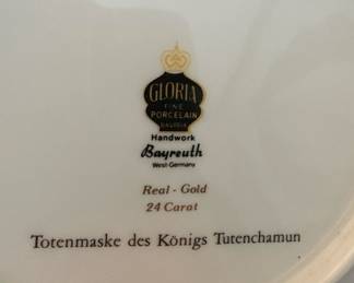 Gloria Fine Porcelain Bayreuth Decorative Plates (Set of 2)