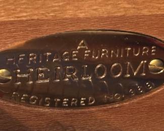 Heritage Furniture Heirloom Mahogany Serpentine Front Dresser