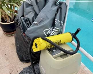 4-PERSON INFLATABLE SPA