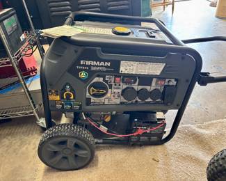 LARGE NEW FIRMAN TRI-FUEL GENERATOR-T07573