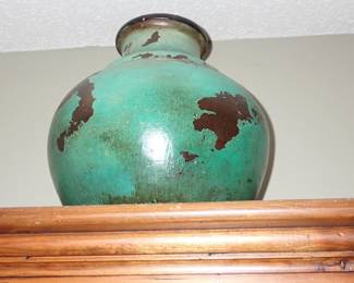 LARGE TURQ VASE