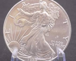 Lot 9. 1998 American Silver Eagle with one ounce of .999 Silver