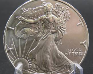 Lot 263. 1998 American Silver Eagle with one ounce of .999 Silver