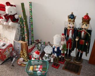 Christmas Decorations, Nutcrackers Teddy Bears, Wrapping Paper